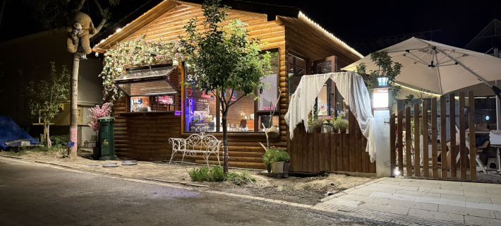 Lanshan Holiday Homestay (Pingxiliang) Отели в г. Урумчи