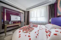 Silver Star Rezen  Hotel (Hotan Night Market) Hotels in Hotan