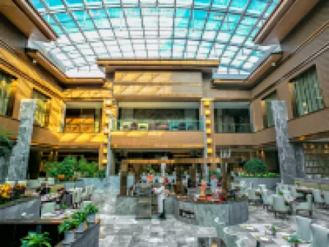 Legend Jianguo Hotel Hotels in Tonghua County