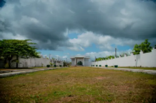 Grand Palace Hotel, Seeduwa فنادق في 