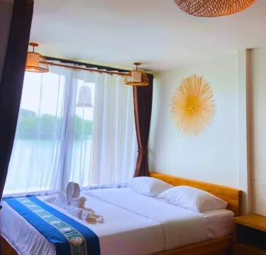 ห้องริมน้ำ 5 ชั้น 2