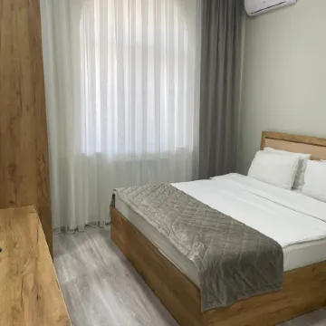 Airport Hotel 24/7 Отели рядом с достопримечательностью «Свято-Успенский Кафедральный Собор»