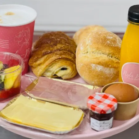 Sleep & Go Brussels South Отели рядом с достопримечательностью «Музей Веллингтона»