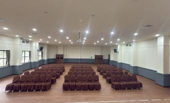 CHUANFU SHIMEN HOTEL