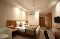 Hotel le Roi Raipur at Raipur Railway Station Hotels in 
