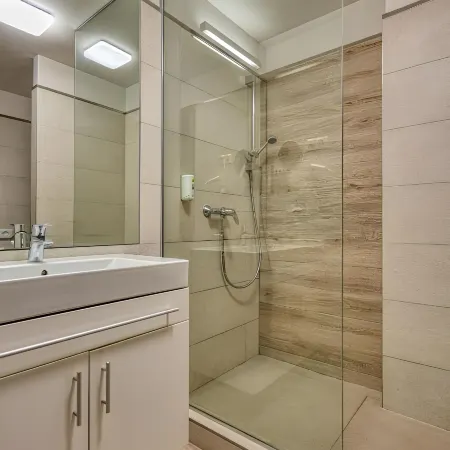 Bassiana Hotel és Étterem