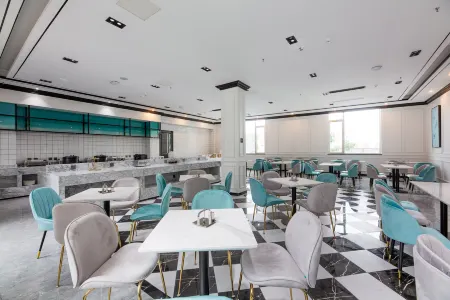 XaNa Hotel(Weihai Rushan Yiwu Small Commodity Chengnan Mountain Road Branch) Отели в г. Жушань