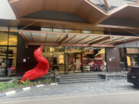 Scarletz Service Suites KLCC By Mehek