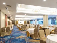 Yingbin Hotel Hotels near Liurong Temple