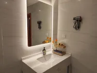 Yuanshangdu Hotel - parking