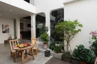 Sukiu Homestay - Romantische