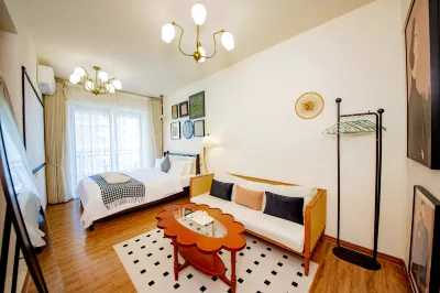 Wulan Lanyue Xuan (Meizhou Wharf Branch) Hotels near Wen Jiakou