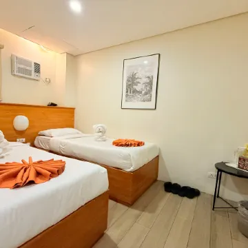 Aurora Suites Pasay near Airport