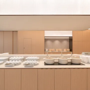 JI Hotel (TaiKoo Hui Gangding Subway Station) Отели рядом с достопримечательностью «Станция метро Gangding»