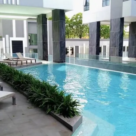 The base central pattaya seaview