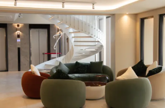 โฮเทล โฮล์ม กรุงเทพ โรงแรมใกล้The Rich