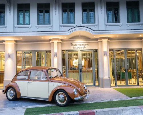 TUAN Hotel Bangkok near Wat Arun Hotels near Wat Pho Temple