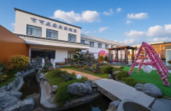 Shanghai Keke Garden Resort Hotel