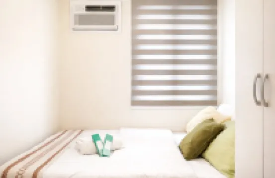 Cozy 2BR at Bloom Residences near NAIA & Skyway