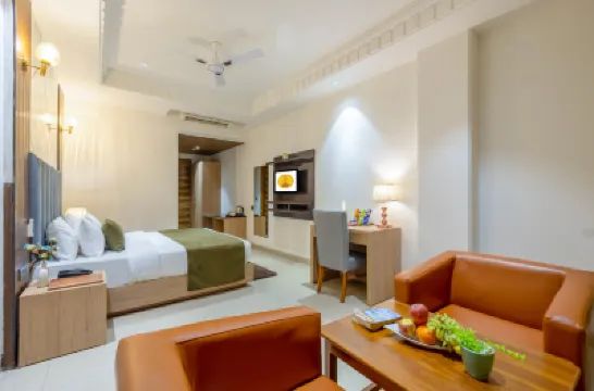 Arch the Venus Hotels near Zafar Mahal