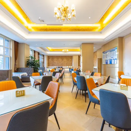 Vienna Hotel (Xining Huangzhong Lianhu Park Store) Отели рядом с достопримечательностью «Монастырь Кумбум»