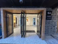 12C · Courtyard · Prime location right by the waterfall Hotel di 