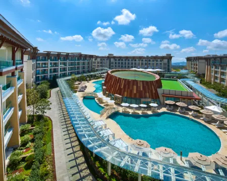 Marriott Jeju Shinhwa World Hotels & Resorts Hotel di Seogwipo-si