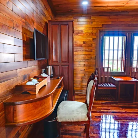 Phetchalern Serviced Apartment