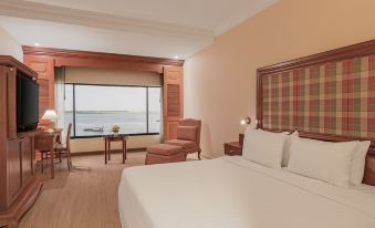 Hotel Cambodiana