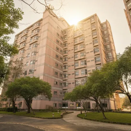 Aspire Inn Отели рядом с достопримечательностью «Тематический парк Window on China»