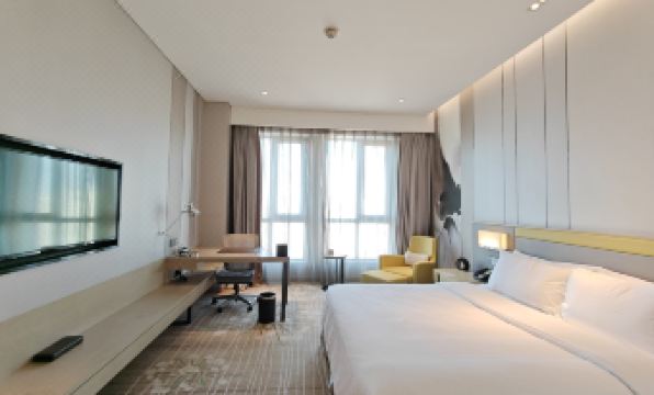 Holiday Inn Tianjin Wuqing - Housity