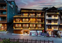 Fenghuang Ancient City · Jiangshang Xingmian Haven | 180° View Aesthetic Stay (Nanhua Bridge) - gimnasio