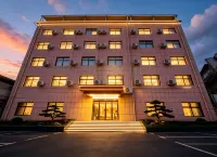 VecRay Homestay (Xinyi Street Xinjieqiao Branch)