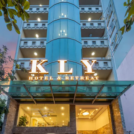 KLY Hotel & Retreat Отели рядом с достопримечательностью «Пляж Фронт-Бич»