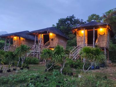 Tribu Kihud "Experience Simple Living"
