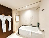 Days Hotel Zhuozhan