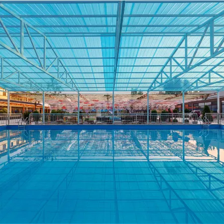 Jinquan Xiaozhu · Double Swimming Pool Family-Friendly Chinese Inn (Khorgas Station)