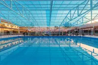 Jinquan Xiaozhu · Double Swimming Pool Family-Friendly Chinese Inn (Khorgas Station) - С бассейном