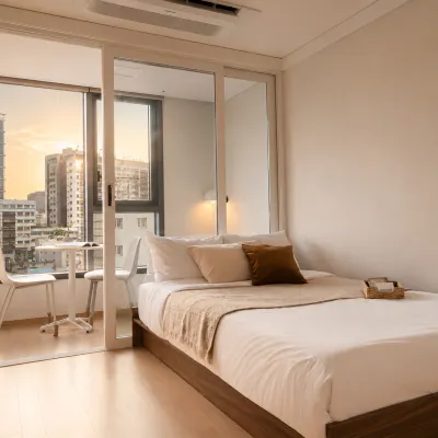 Urbanstay Myeongdong Отели рядом с достопримечательностью «Станция метро Oksu»