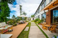 Floral Hotel・Cloud Hidden | View Sleep・Oxygen Mountain Lodge (Lushan Guling Central Park Branch) - pet friendly