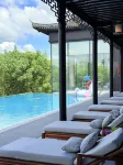 Splendid Clubhouse - Infinity Pools