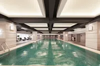 Royal Suites & Towers Wuhan - 5-Star