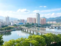 Weiyue Fengtin Hotel (Chengde Mountain Resort) - con vista montagne