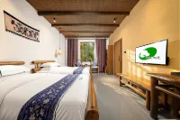 Cotton Tiankeng Hotel - Bintang 3
