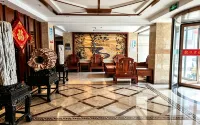 Yunxi Changhong Hotel (Qixi Square, Yunxi Bus Station) - parkir