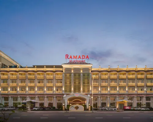 Ramada by Wyndham Sihanoukville Xinhaohui Palace Hotels in der Nähe von Strand Independence Beach