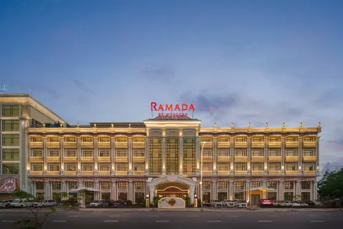 Ramada by Wyndham Sihanoukville Xinhaohui Palace - ที่มีที่จอดรถ