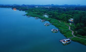 Deqing Luoyang Peninsula Radisson Manor