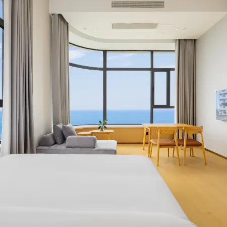 Left Bank Seaview Resort Hotel