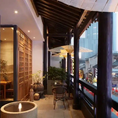 Luxi Hotel (Changsha Wuyi Square Taiping Old Street) Отели рядом с достопримечательностью «Плошадь Уи»